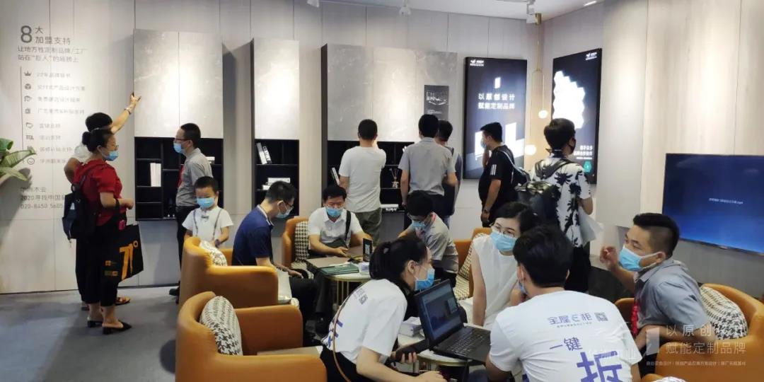 7.27家博會火熱開展，華洲木業(yè)邀您參觀交流(圖3)